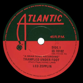 Single <br>New Zealand (SS 70102) <br>Trampled Under Foot/Black Country Woman