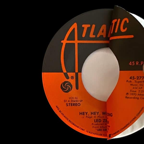 Single <br>USA (45-2777) <br>Immigrant Song / Hey, Hey, What Can I Do (#07) - Image 3