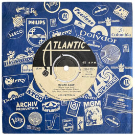 Single <br>Chile (2164 002) <br>Whole Lotta Love / Living Loving Maid (#2)