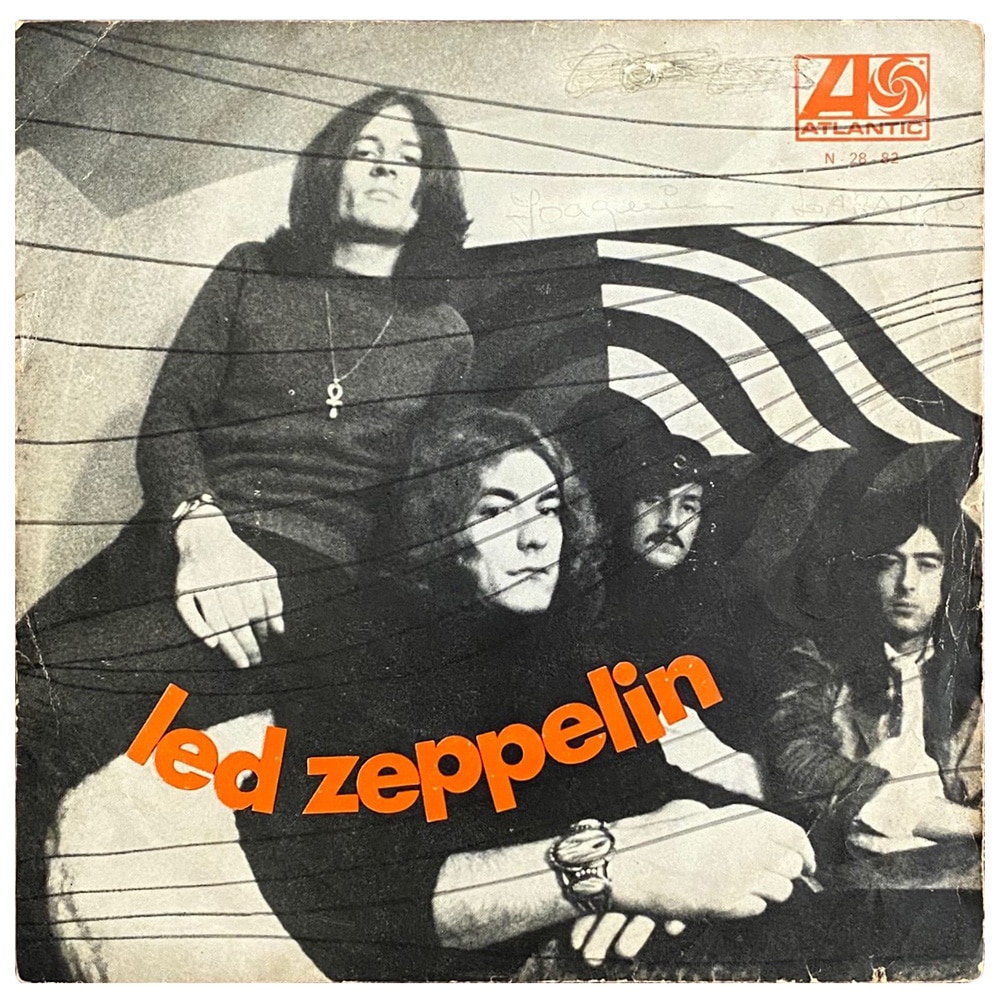 Single <br>Portugal (N-28-82) <br>Whole Lotta Love / Living Loving Maid (#3)